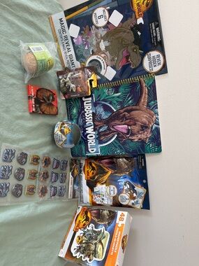 Jurassic World Kids Toy Activity Pack - Blue & Green